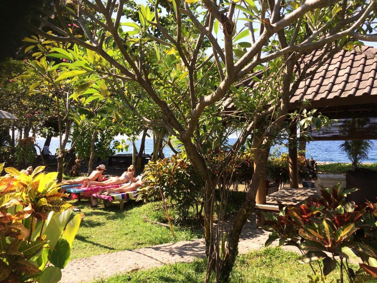 Bali Segara Lestari Oceanfront Villas تيجاكولا المظهر الخارجي الصورة